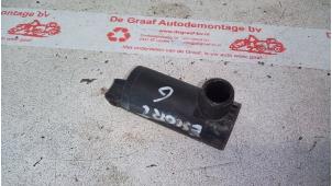 Usados Bomba de limpiaparabrisas delante Ford Escort 6 (AAL/ABL) 1.8 16V Precio € 10,00 Norma de margen ofrecido por de Graaf autodemontage B.V.