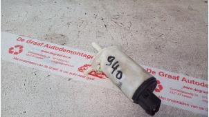 Usados Bomba de limpiaparabrisas delante Volvo 9-Serie Precio € 10,00 Norma de margen ofrecido por de Graaf autodemontage B.V.
