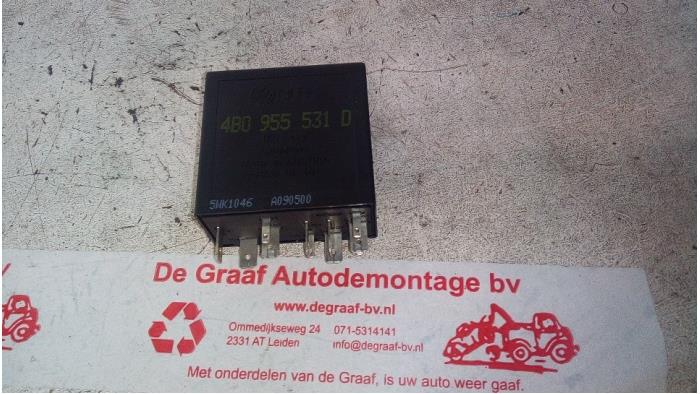 Begagnade Relä Audi A2 (8Z0) 1.4 16V Pris € 20,00 Marginaltabell erbjuds av de Graaf autodemontage B.V.