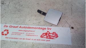 Gebrauchte Abdeckkappe Abschleppöse hinten Peugeot Expert (G9) 2.0 HDiF 16V 130 Preis € 15,00 Margenregelung angeboten von de Graaf autodemontage B.V.