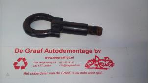 Używane Zaczep holowniczy przedni Nissan Micra (K12) 1.2 16V Cena € 10,00 Procedura marży oferowane przez de Graaf autodemontage B.V.