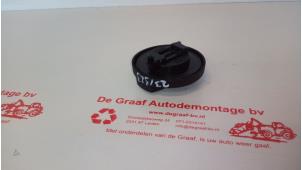 Used Oil cap Seat Ibiza IV (6J5) 1.2 12V Price € 10,00 Margin scheme offered by de Graaf autodemontage B.V.