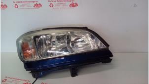 Used Headlight, right Opel Zafira (F75) 1.6 16V Price € 30,00 Margin scheme offered by de Graaf autodemontage B.V.