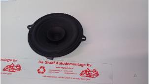 Used Speaker Renault Clio Price € 15,00 Margin scheme offered by de Graaf autodemontage B.V.