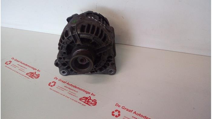 Used Dynamo Volkswagen Golf IV (1J1) 1.6 16V Price € 30,00 Margin scheme offered by de Graaf autodemontage B.V.