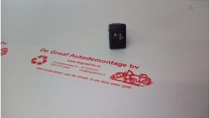 Gebrauchte Leuchtweitenverstellung LWR Citroen C1 1.0 12V VVT-i Preis € 10,00 Margenregelung angeboten von de Graaf autodemontage B.V.