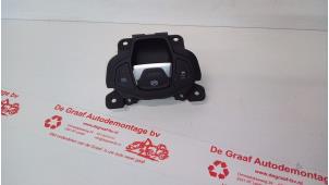 Used Parking brake lever Jeep Compass (MP) 1.3 4XE 240 16V 4x4 Price € 100,00 Margin scheme offered by de Graaf autodemontage B.V.