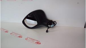 Used Wing mirror, left Renault Clio IV (5R) 0.9 Energy TCE 90 12V Price € 50,00 Margin scheme offered by de Graaf autodemontage B.V.