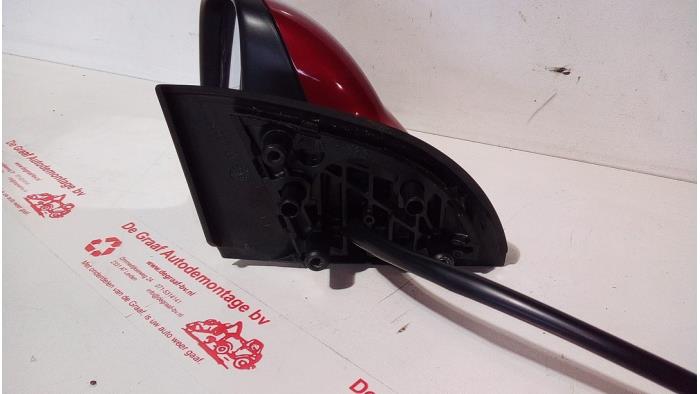 Wing mirror, left from a Peugeot 307 CC (3B) 2.0 16V 2005