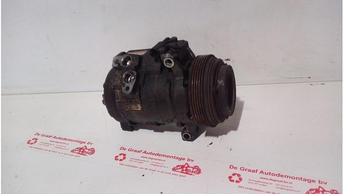 Używane Pompa klimatyzacji BMW X5 (E53) 4.4 V8 32V Cena € 100,00 Procedura marży oferowane przez de Graaf autodemontage B.V.