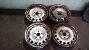 Used Set of wheels Volkswagen Caddy III (2KA,2KH,2CA,2CH) Price € 80,00 Margin scheme offered by de Graaf autodemontage B.V.