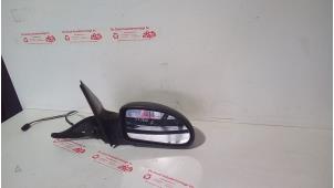 Used Wing mirror, right Ford Focus 1 Wagon 1.8 16V Price € 25,00 Margin scheme offered by de Graaf autodemontage B.V.
