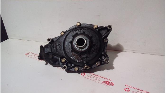 Usagé Différentiel avant BMW X5 (E53) 4.4 V8 32V Prix € 250,00 Règlement à la marge proposé par de Graaf autodemontage B.V.
