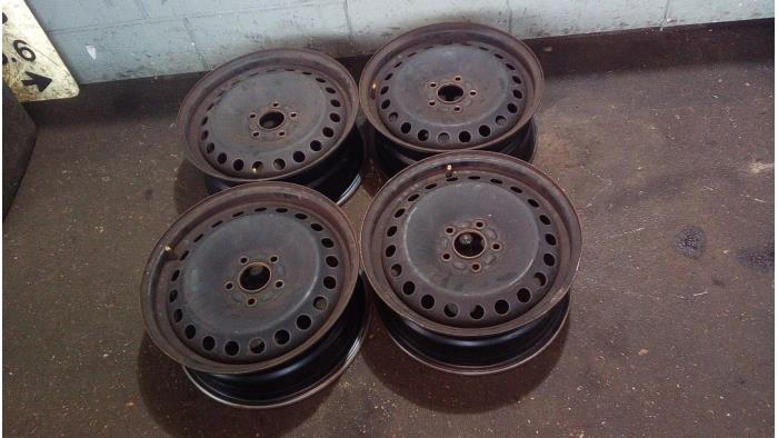 Set of wheels from a Ford Mondeo 2006