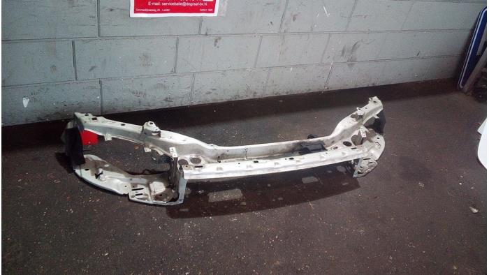 Używane Panel przedni Volvo C30 (EK/MK) 1.6 D 16V Cena € 65,00 Procedura marży oferowane przez de Graaf autodemontage B.V.