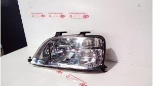 Used Headlight, left Honda CR-V Price € 100,00 Margin scheme offered by de Graaf autodemontage B.V.