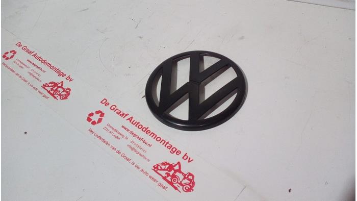 Begagnade Emblem Volkswagen Golf Pris € 12,50 Marginaltabell erbjuds av de Graaf autodemontage B.V.