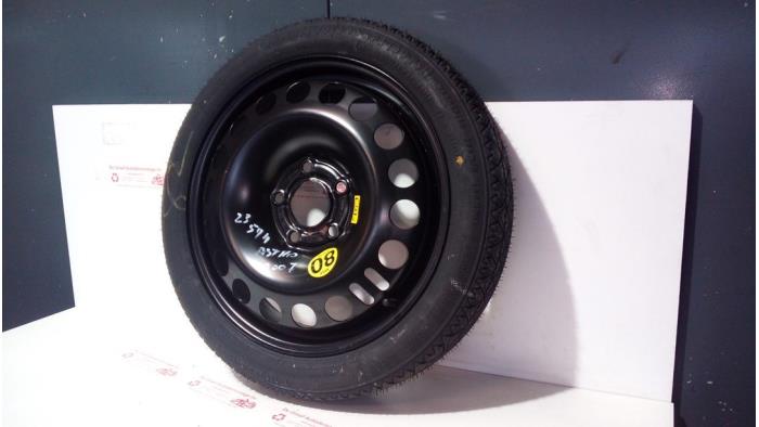 Space-saver spare wheel from a Opel Astra H SW (L35) 1.6 16V Twinport 2007