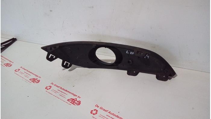 Cover plate fog light, left from a Opel Astra H SW (L35) 1.6 16V Twinport 2007