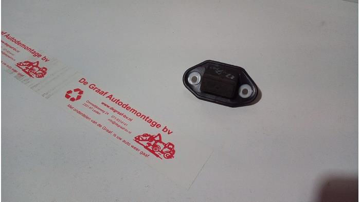 Gebrauchte Schalter Heckklappe Lexus LS (F4) 430 4.3 32V VVT-i Preis € 30,00 Margenregelung angeboten von de Graaf autodemontage B.V.