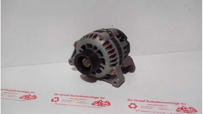 Usagé Dynamo Opel Corsa Prix € 50,00 Règlement à la marge proposé par de Graaf autodemontage B.V.