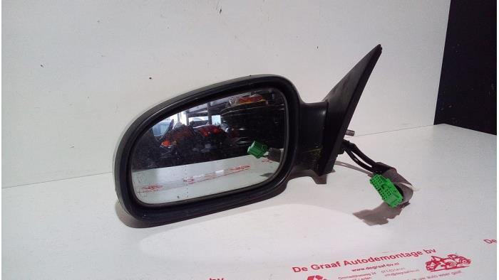 Wing mirror, left from a Volvo S60 I (RS/HV) 2.4 20V 140 2001