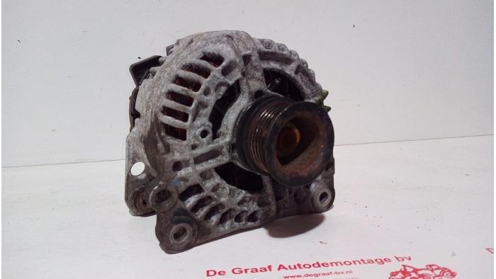 Used Dynamo Volkswagen Polo IV (9N1/2/3) 1.4 16V 75 Price € 35,00 Margin scheme offered by de Graaf autodemontage B.V.