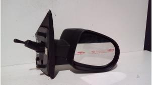 Used Wing mirror, right Renault Twingo II (CN) 1.2 16V Price € 30,00 Margin scheme offered by de Graaf autodemontage B.V.