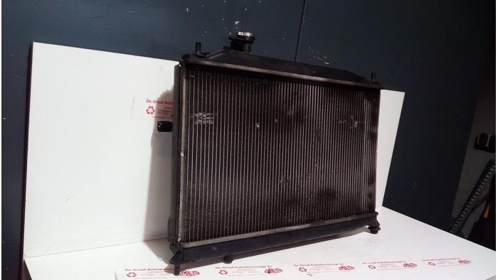 Usagé Radiateur Hyundai Accent 1.4i 16V Prix € 75,00 Règlement à la marge proposé par de Graaf autodemontage B.V.