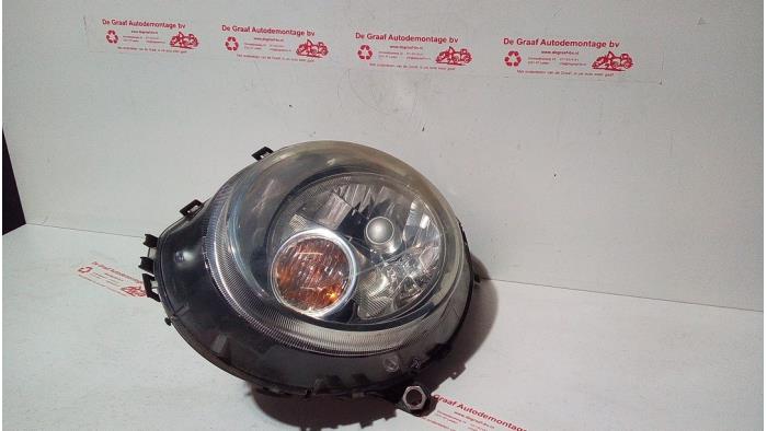 Headlight, left from a MINI Mini (R56) 1.4 16V One 2009