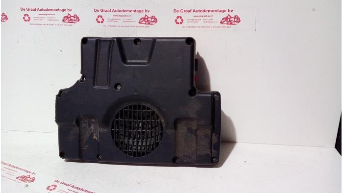 Subwoofer from a Ford Ka II 1.2 2009