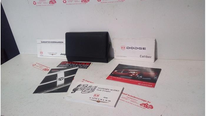 Używane Instrukcja Dodge Caliber 1.8 16V Cena € 40,00 Procedura marży oferowane przez de Graaf autodemontage B.V.