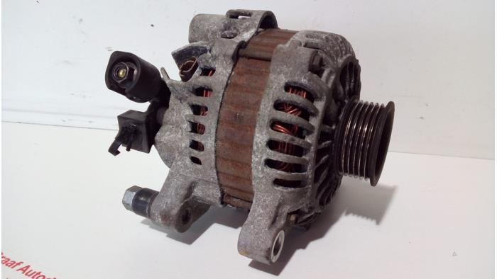 Dynamo from a Peugeot 307 SW (3H) 2.0 16V 2003