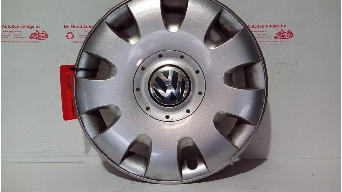Wheel cover (spare) from a Volkswagen Golf V (1K1)  2005