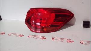 Used Taillight, right Opel Astra J Sports Tourer (PD8/PE8/PF8) 1.7 CDTi 16V Price € 55,00 Margin scheme offered by de Graaf autodemontage B.V.