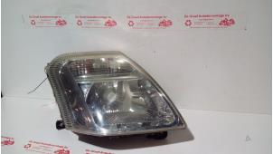 Used Headlight, right Citroen C2 (JM) 1.4 Price € 25,00 Margin scheme offered by de Graaf autodemontage B.V.