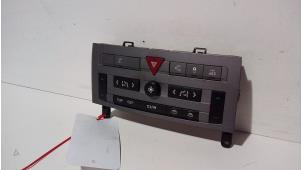 Usados Panel de control de calefacción Citroen C5 Precio € 25,00 Norma de margen ofrecido por de Graaf autodemontage B.V.