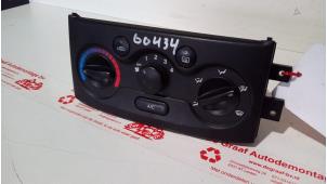 Usados Panel de control de calefacción Chevrolet Kalos (SF48) 1.2 Precio € 20,00 Norma de margen ofrecido por de Graaf autodemontage B.V.