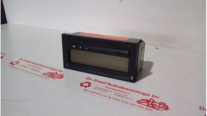 Begagnade Innerdisplay Mitsubishi Carisma 1.6i 16V Pris € 35,00 Marginaltabell erbjuds av de Graaf autodemontage B.V.