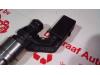 Injector (petrol injection) from a Volkswagen Touran (1T1/T2) 1.6 FSI 16V 2003