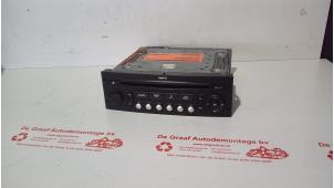Used Radio CD player Peugeot 207 CC (WB) 1.6 16V Price € 45,00 Margin scheme offered by de Graaf autodemontage B.V.