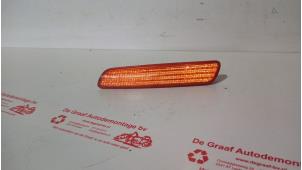Usagé Pare-chocs réflecteur avant gauche Volvo V40 (VW) 2.0 16V Prix € 7,50 Règlement à la marge proposé par de Graaf autodemontage B.V.