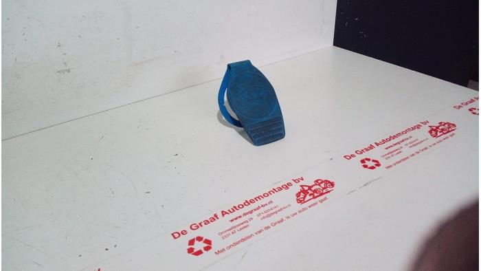 Réservoir de liquide lave-glace