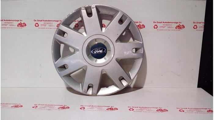 Używane Kolpak Ford Fusion 1.4 16V Cena € 10,00 Procedura marży oferowane przez de Graaf autodemontage B.V.