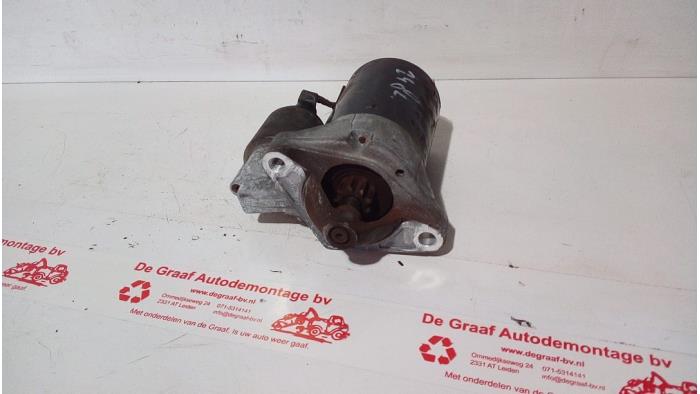 Gebrauchte Anlasser Renault Clio (B/C57/357/557/577) 1.2 Eco Kat. Preis € 30,00 Margenregelung angeboten von de Graaf autodemontage B.V.
