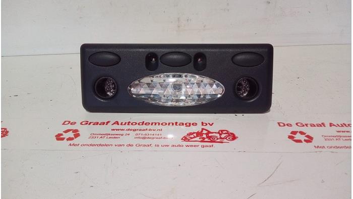 Begagnade Innerbelysning, fram Austin Mini Open (R52) 1.6 16V Cooper S Pris € 20,00 Marginaltabell erbjuds av de Graaf autodemontage B.V.