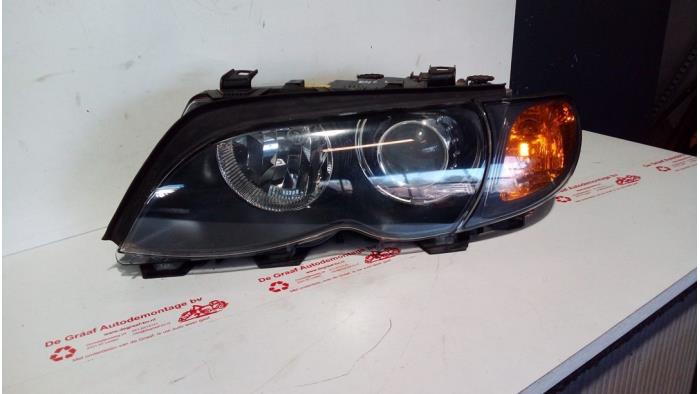 Używane Reflektor lewy BMW 3 serie (E46/4) 316i 16V Cena € 150,00 Procedura marży oferowane przez de Graaf autodemontage B.V.