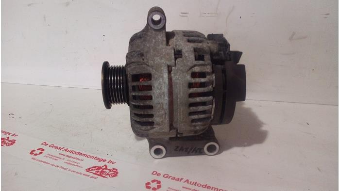 Begagnade Dynamo Ford Transit 2.0 TDdi 16V 260S Pris € 50,00 Marginaltabell erbjuds av de Graaf autodemontage B.V.