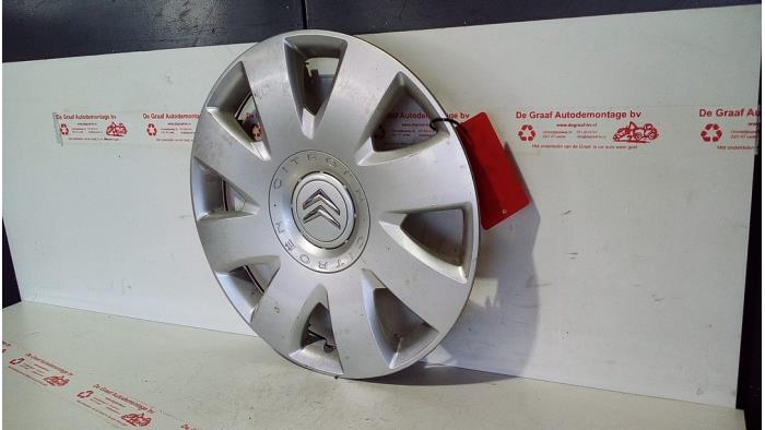Używane Kolpak Citroen C4 Berline (LC) Cena € 12,50 Procedura marży oferowane przez de Graaf autodemontage B.V.