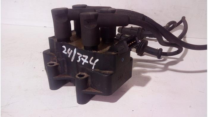 Begagnade Tändspole Peugeot 106 I 1.1 i XN,XR,XT Pris € 25,00 Marginaltabell erbjuds av de Graaf autodemontage B.V.